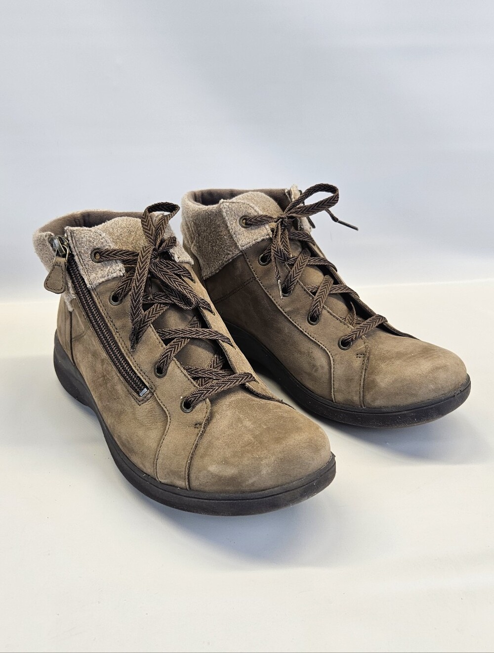 Aravon Rev Stridarc Boots Womens 11 Ankle Zip Lace Up Comfort Casual Brown